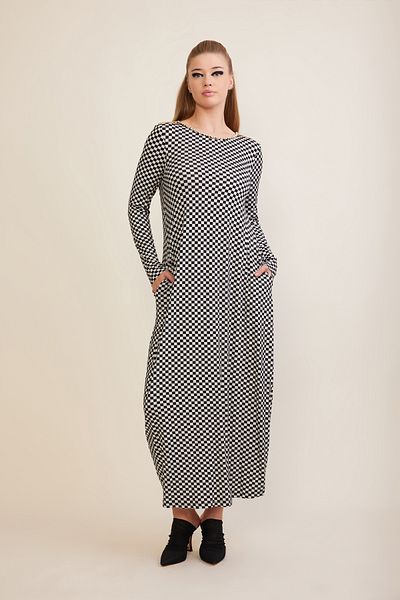 VERDA Viscose Dress with Stone Embroidered Pocket Detail on the Shoulder and Neckline