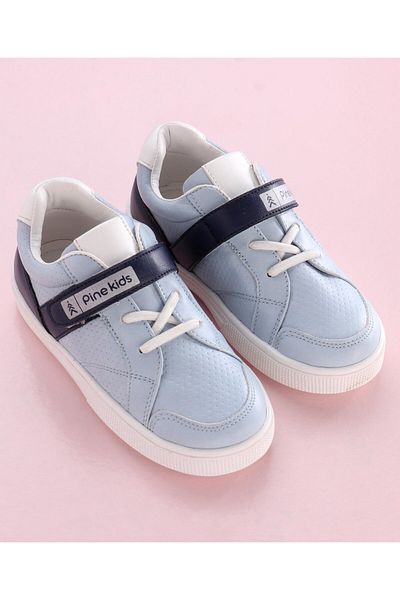 Pine kids حذاء كاجوال - أزرق