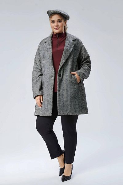 Hanezza Large Size Women's Fish Back Print Stamp Jacket – Encounter of Timeless Elegance and Comfort