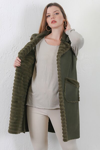 Chiccy Italian Dark Khaki Sleeveless Closure Double Pocket Sheepskin Casual Suede Woven Vest