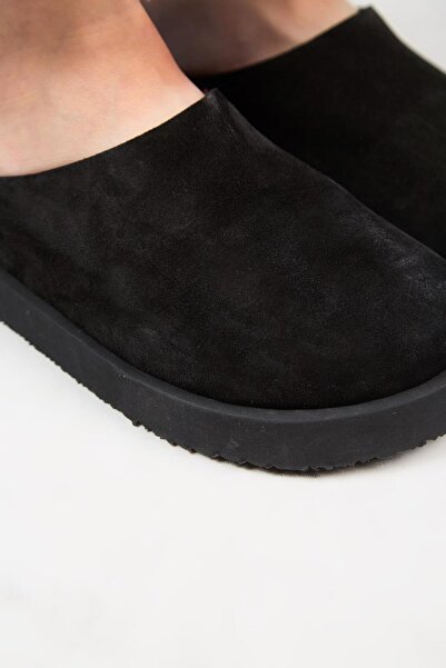 Manijero (Jana) Γυναικείες μαύρες παντόφλες επίπεδη πλατφόρμα από γνήσιο δέρμα