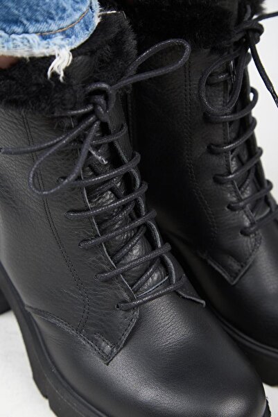 Manijero [Wilma) Kadın Hakiki Deri İçi Kürklü Ve Kürk Şeritli, Topuklu Siyah Bot