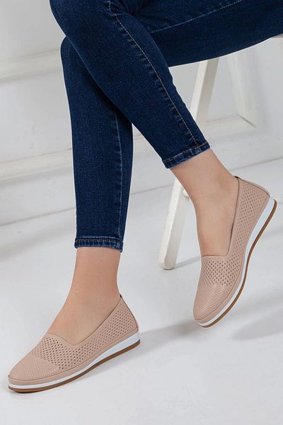 GULT Genuine Leather Women's Casual Shoes Tan Laser Embroidered
