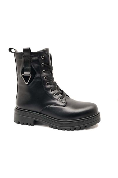 Kids Club Shoes Ayakdaş 2227 - Γυναικείες μαύρες μπότες από γνήσιο δέρμα, αγκράφες και κοντές