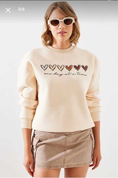 KOZİA OUTDOORS malkoçbey 6 καρδιές με στάμπα υπερμεγέθη unisex μπλουζάκι με λ...