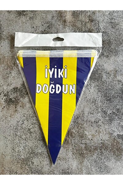 Party partycom sarı lacivert çizgili iyi ki doğdun yazılı üçgen flama