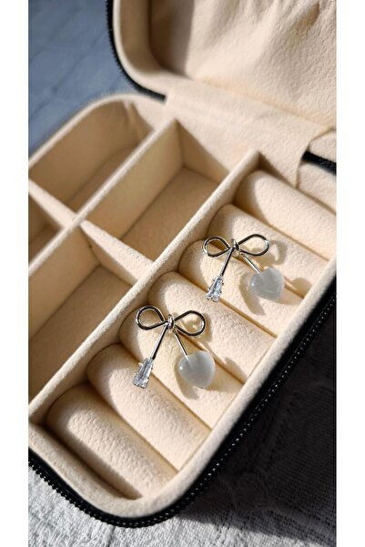 VOBEEYKU Zircon Stone Bow Model White Heart Detailed Earrings