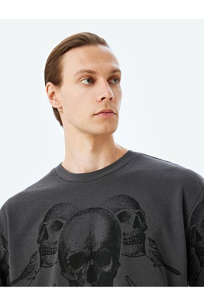 Koton Oversize Crew Neck Cotton Blended Short Sleeve Skull Printed T-Shirt