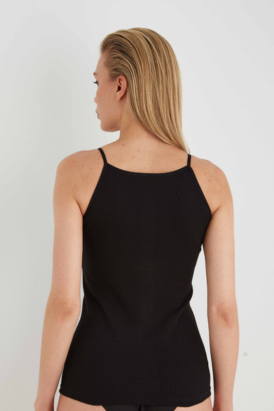 Sevim Дамска черна риза с тънки презрамки и ребра