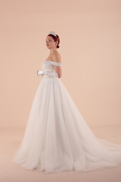 berissima bride İncili Dantel Simli Helen Gelinlik