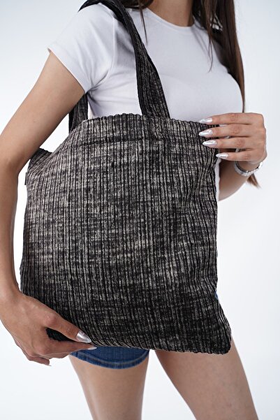 Nts hand and shoulder bag