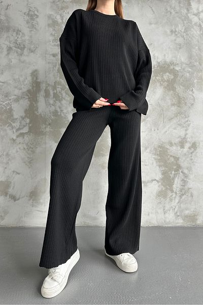 macharel jeans Черен плетен пуловер с кръгло деколте, комплект от трикотаж отгоре и отдолу