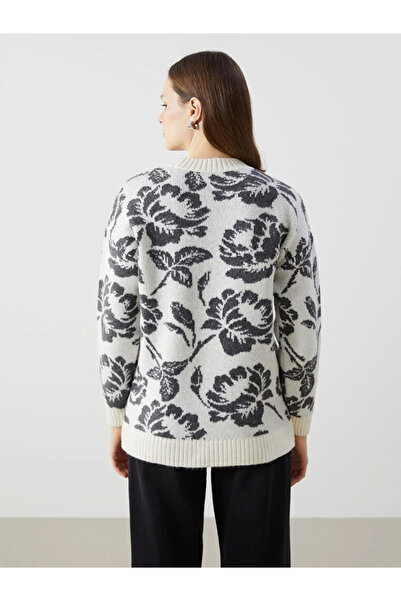 LC Waikiki LCW Modest Ekru Bisiklet Yaka Desenli Kadın Triko Kazak