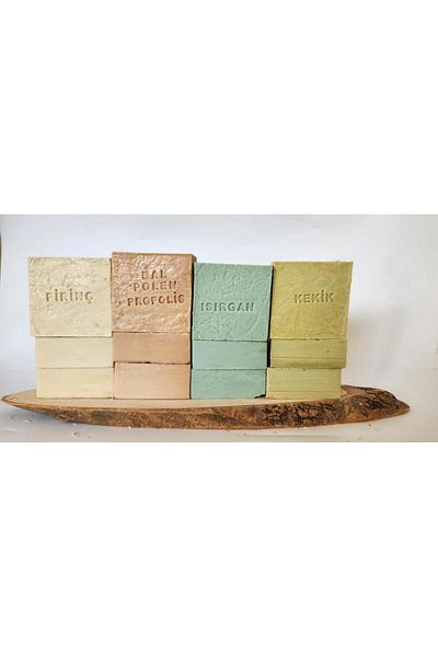 P Parla Natural Production Soap Mixed (Rice-Honey Pollen Propolis- Nettle-Thyme) Set of 12