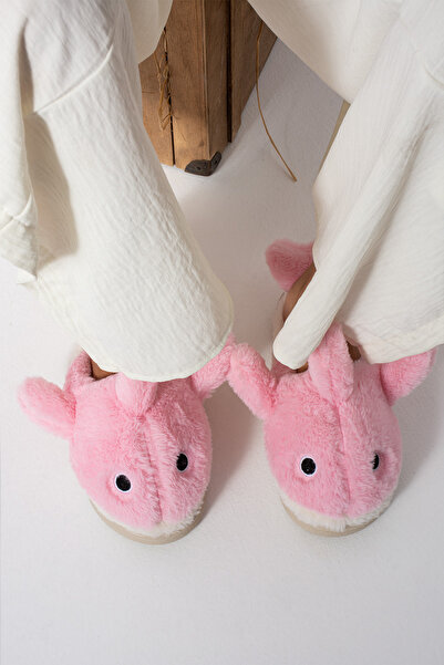 Slipcat Γυναικείες γούνινες παντόφλες εσωτερικού χώρου με ζεστή επένδυση Shark Figured House - Silent Sole