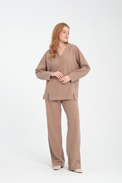 Store Women's Bottom Top Set - V-Neck Sweatshirt and Pants