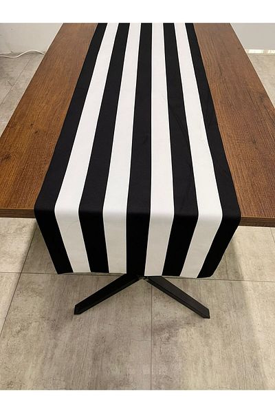 tarzınısec Husă Runner cu model - Model cu dungi alb-negru 40x140