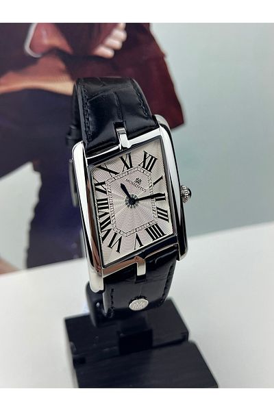 Momentus Classic Asymetrical Wristwatch 3 Atm Waterproof