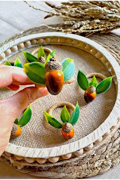 ÖZC Home 6-Piece Acorn Napkin Ring Ring Dining Table Ornament