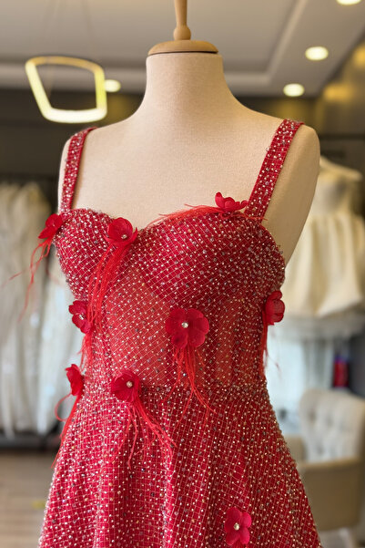 Lenta Moda Kırmızı Boncuklu Dantel Kaplama ve Üç Boyutlu Çiçek Detaylı Midi Abiye Ve Gece Elbisesi