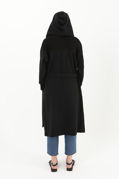 Puane Cardigan negru pentru femei - cu glugă și eșarfă, model 15190