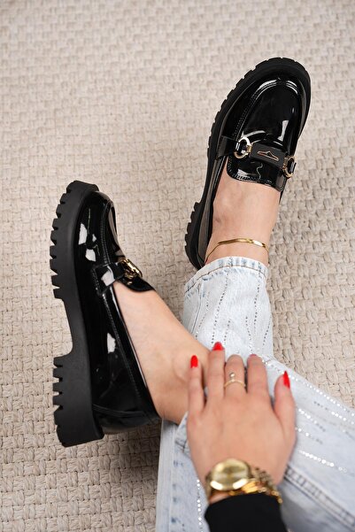 Stilbagshoes MERRY İTHAL TOKA DETAYLI KADIN AYAKKABI RUGAN SİYAH