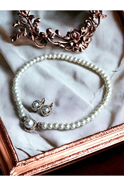 FAYRA ACCESSORIES Zirkon Taşlı Sarmal İnci Kolye ve İnci Küpe Seti