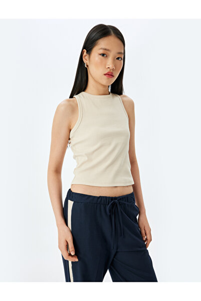 Koton Ärmelloses Slim-Fit-Basic-Damenunterhemd mit Rundhalsausschnitt