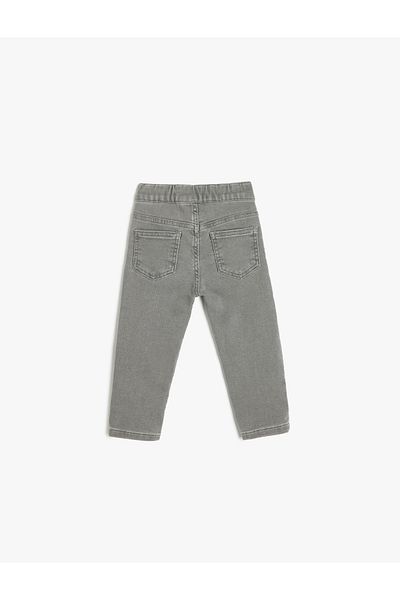 Koton Carrot Cut Jeans with Pockets and Elastic Waist