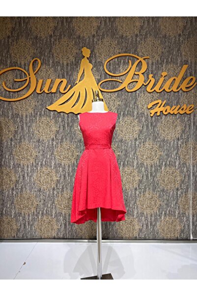 MODA Nar Çiçegi Renginde Önü Kısa Arkası Uzun Model Elbise