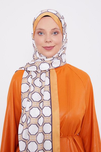 Levidor Mustard Hexagon Pattern Angel Shawl