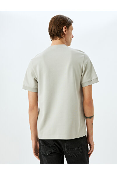 Koton Kısa Kollu Pamuk Karışımlı Kalın Tok Kumaş Regular Fit Bisiklet Yaka Tişört