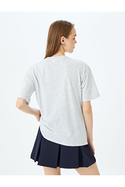 Koton Κολλέγιο εμπριμέ με λαιμόκοψη με κοντό μανίκι υπερμεγέθη μπλουζάκι