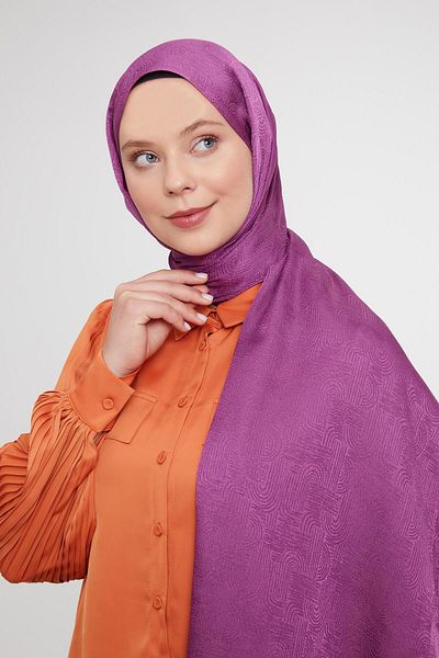 Levidor Plum Hologram Pattern Jacquard Janjan Shawl