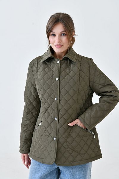 Butik Women's Plus Size Pocket Zippered Lined Quilted Seasonal Coat - Tight Fit