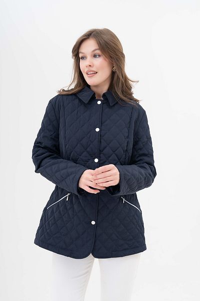 Butik Women's Plus Size Pocket Zippered Lined Quilted Seasonal Coat - Tight Fit