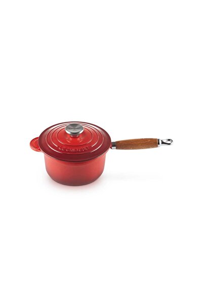 Le Creuset Ahşap Saplı Tencere, 1,8 L, İkonik Fransız Tasarımı