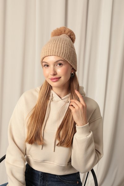 SOFT AKSESUAR PONPONED BEANIE