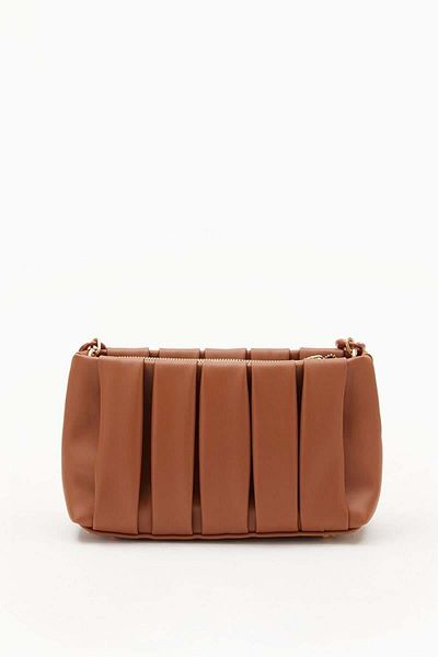 Levidor Chain Detailed Handbag 930127