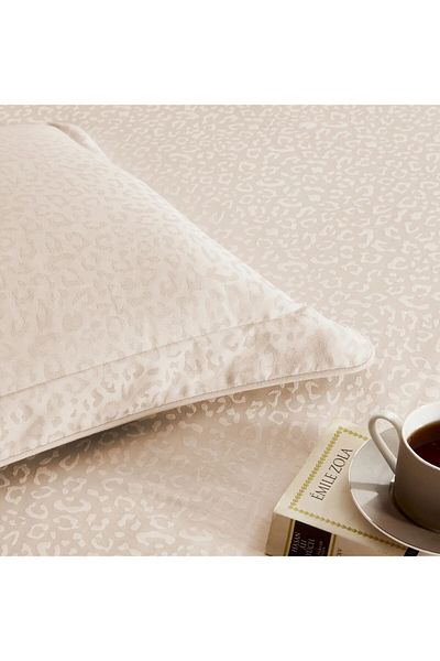 Zorluteks Μαξιλαροθήκη Leo Jacquard Stone Color Flounced 100% Cotton Satin 2 τεμαχίων 50x70 cm