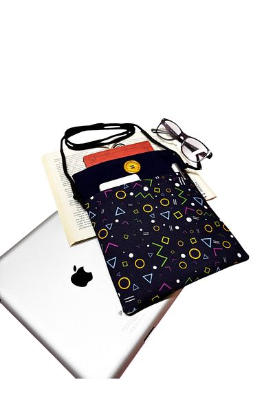 Smyrna Hanging - Book / Tablet / Ebook Bag - Detachable Strap (Geometric Shapes, Navy Blue)
