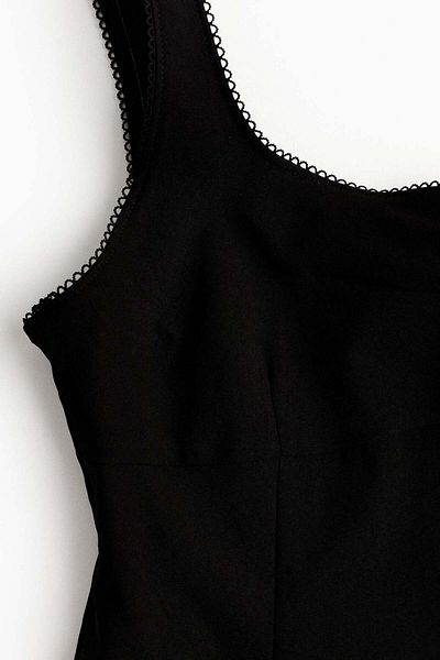 H&M Picot-trimmed jersey dress