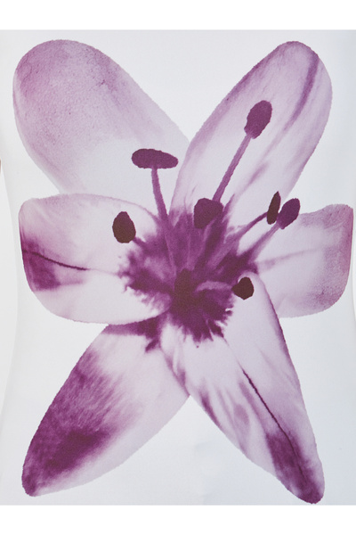 Styli Floral Graphic Print Round Neck T-shirt