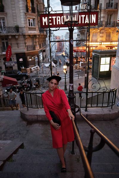 BEWEAR Flared dress with a hood
