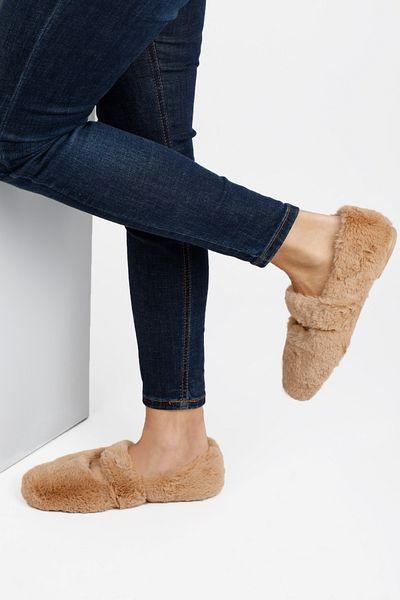RENKLİBUTİK Ultra Soft Plush - Women's Home Flats, Light Sole Slippers