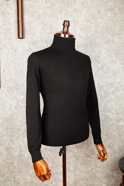 Suit Sartoria كامل الياقة المدورة تريكو أسود