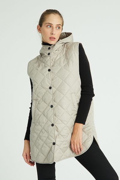 Wise Women's Hooded Oversize Quilted Fabric Slit Vest