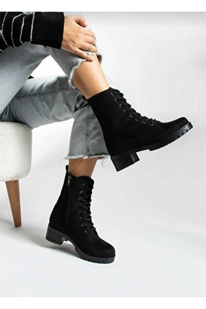 Ayakkabı Ülkesi Postal Siyah Nubuk  Bağcıklı Fermuarlı Kadın Bot