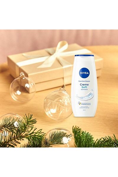NIVEA Women's  Set, Body Milk 250 ml, Shower Gel 250 ml, Roll-on  50 ml, Hand Cream 100 ml and Bag