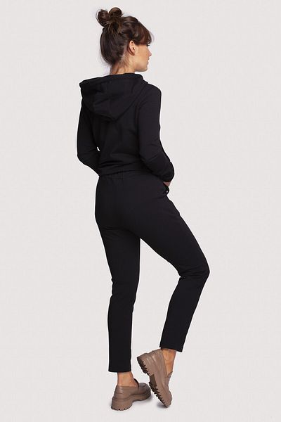 BEWEAR Comfortable sweatpants with stitching